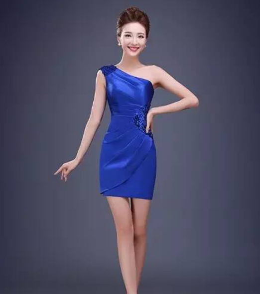 优雅的晚礼服设计图欣赏与说明