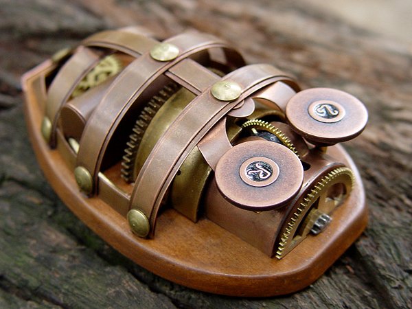 俄罗斯电子产品设计作品：蒸汽朋克(Steampunk)风格无线鼠标