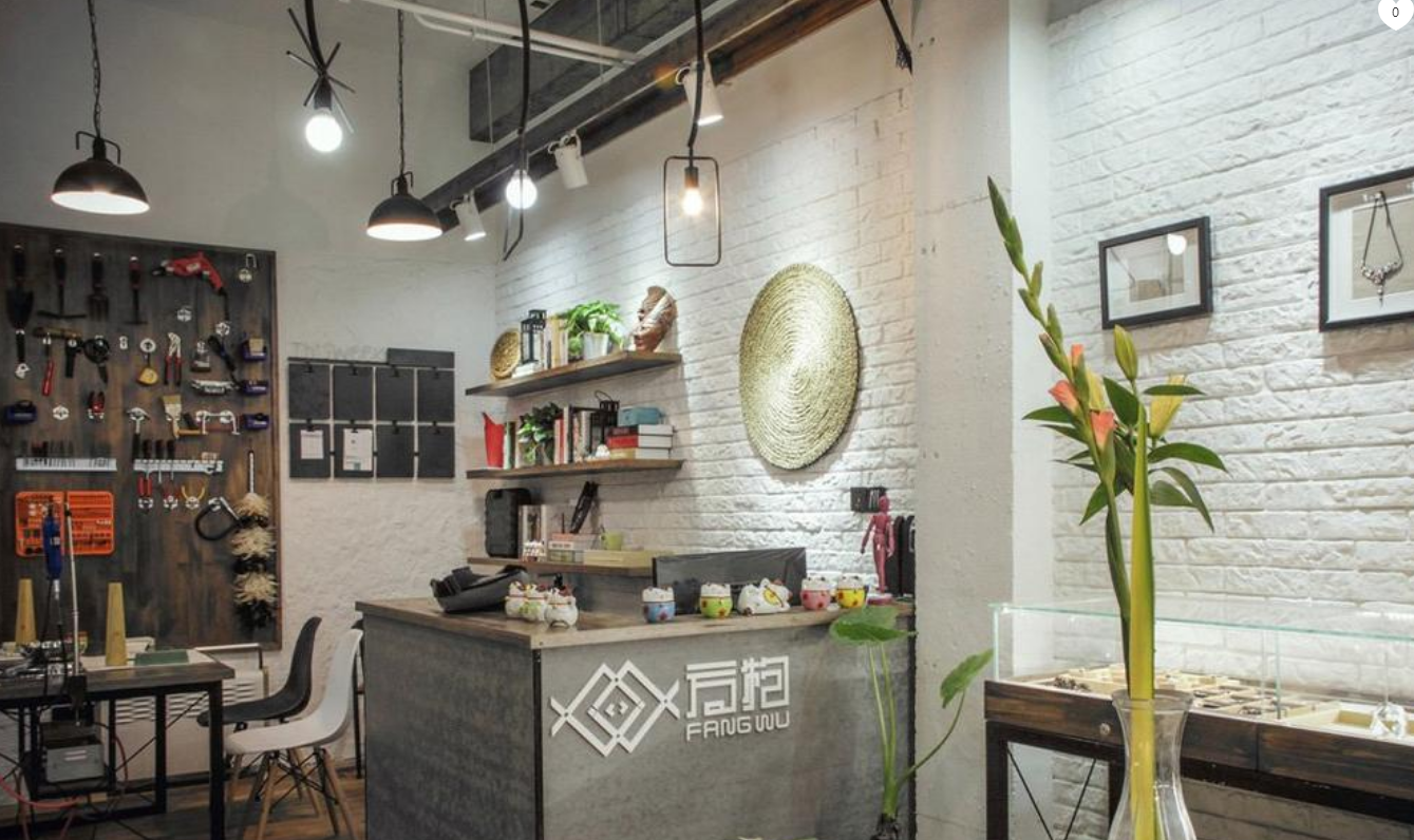 小型店面饰品展示柜效果图